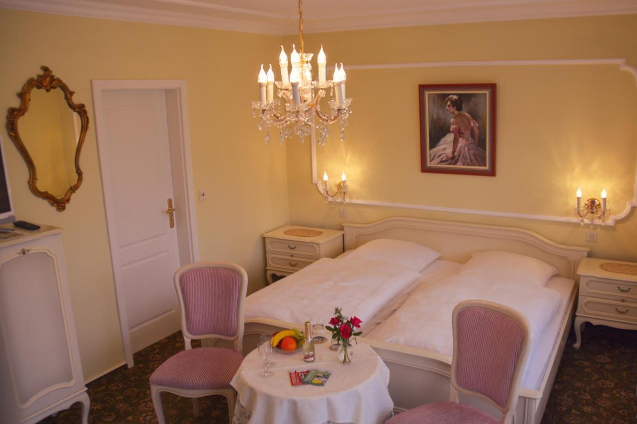 Hotel Garni Regina Goessweinstein Exteriér fotografie